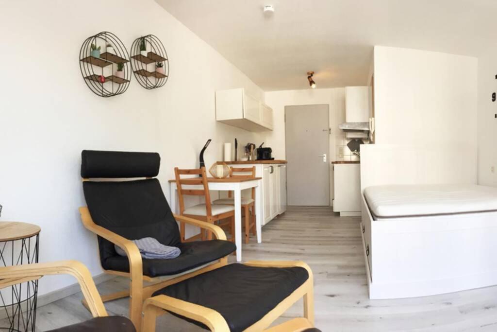 Apartment-Mitten In Konstanz, Gratis Parkplatz & Fahrrader, Netflix Tv Eksteriør billede
